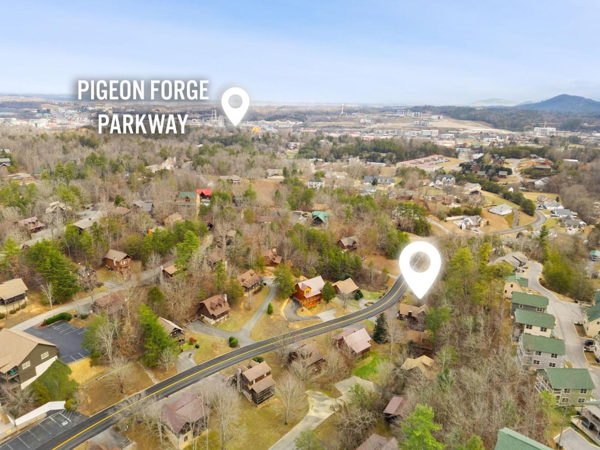 Er40 - The Bear Pause -Great Location,,,Close To All The Action! Cabin Pigeon Forge Bagian luar foto