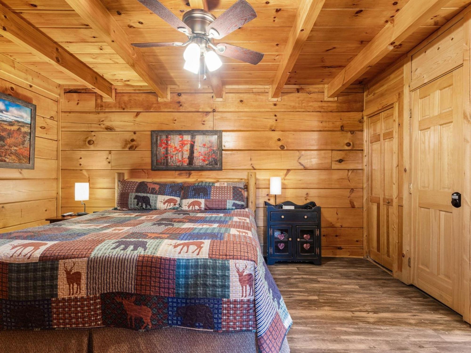 Er40 - The Bear Pause -Great Location,,,Close To All The Action! Cabin Pigeon Forge Bagian luar foto